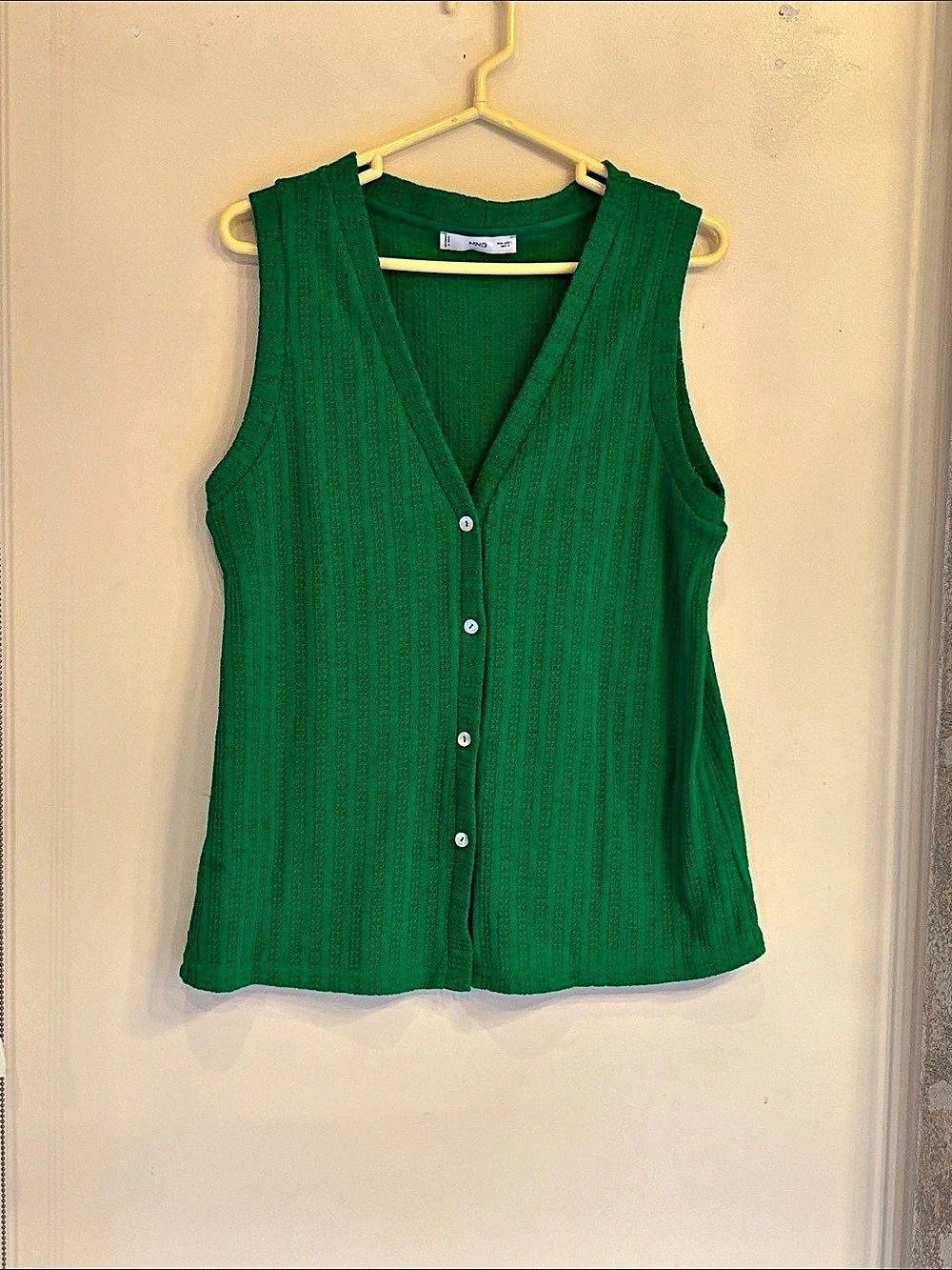 MNG Women's Knit V-Neck Vest in Green Size Medium Like New